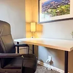 4 Apartments 7 Bedrooms With 23 Beds And Parking Wifi