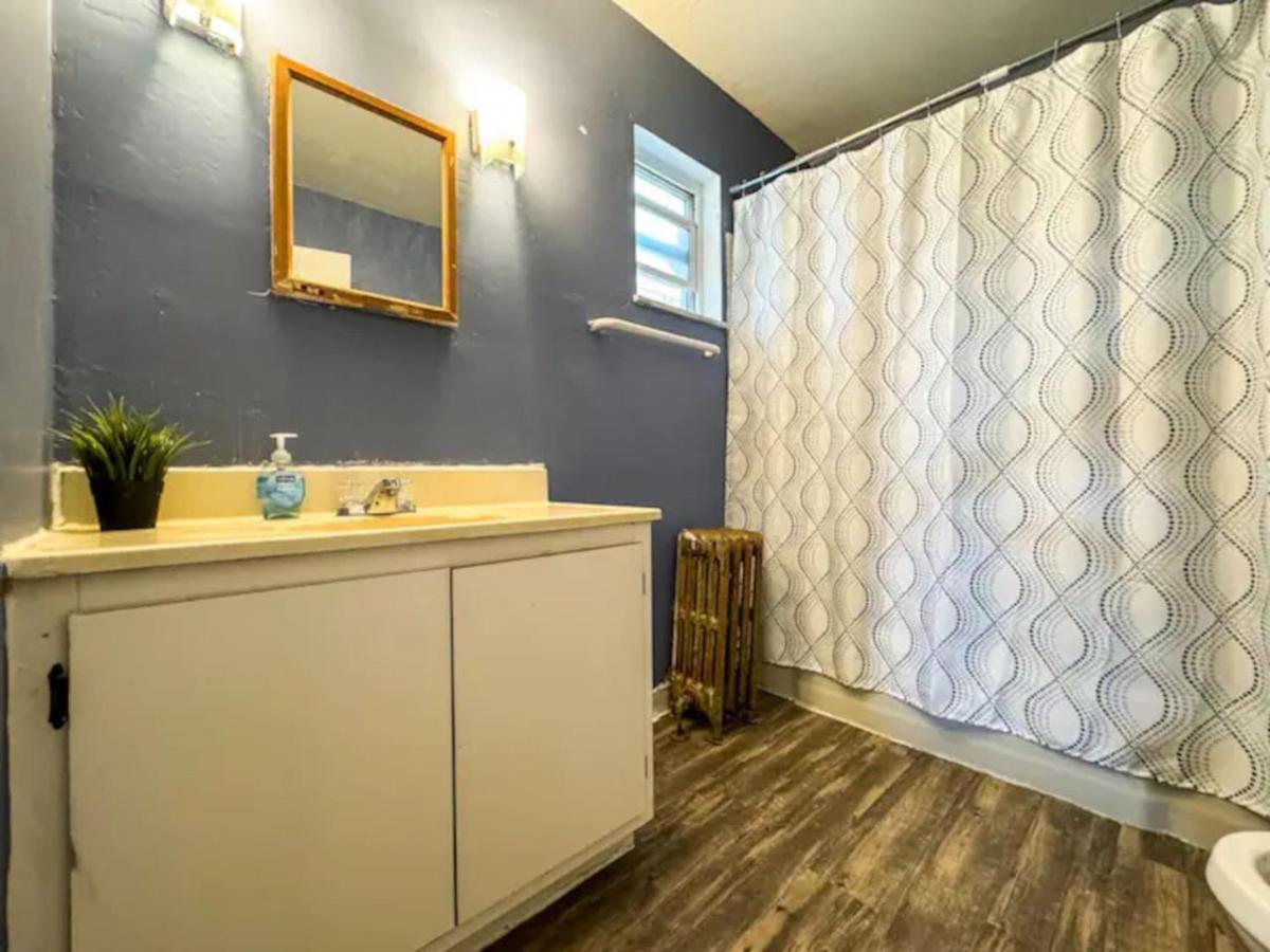 4 7 Bedrooms With 23 Beds And Parking Wifi Holiday home Pittsburgh